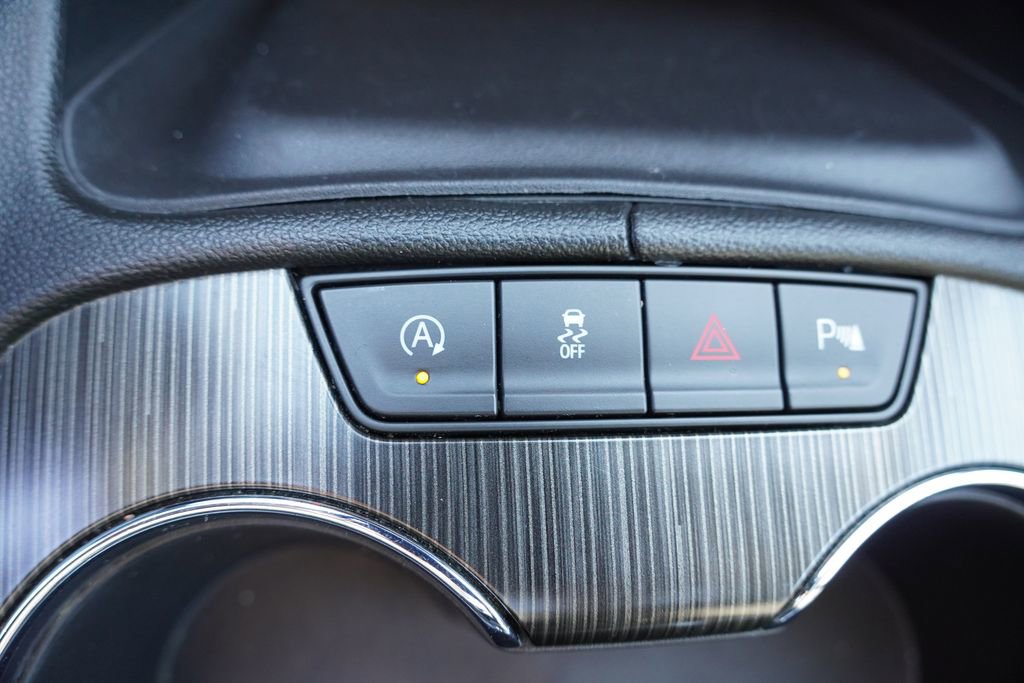 Certified 2023 GMC Acadia SLT w/ Preferred Package image 34