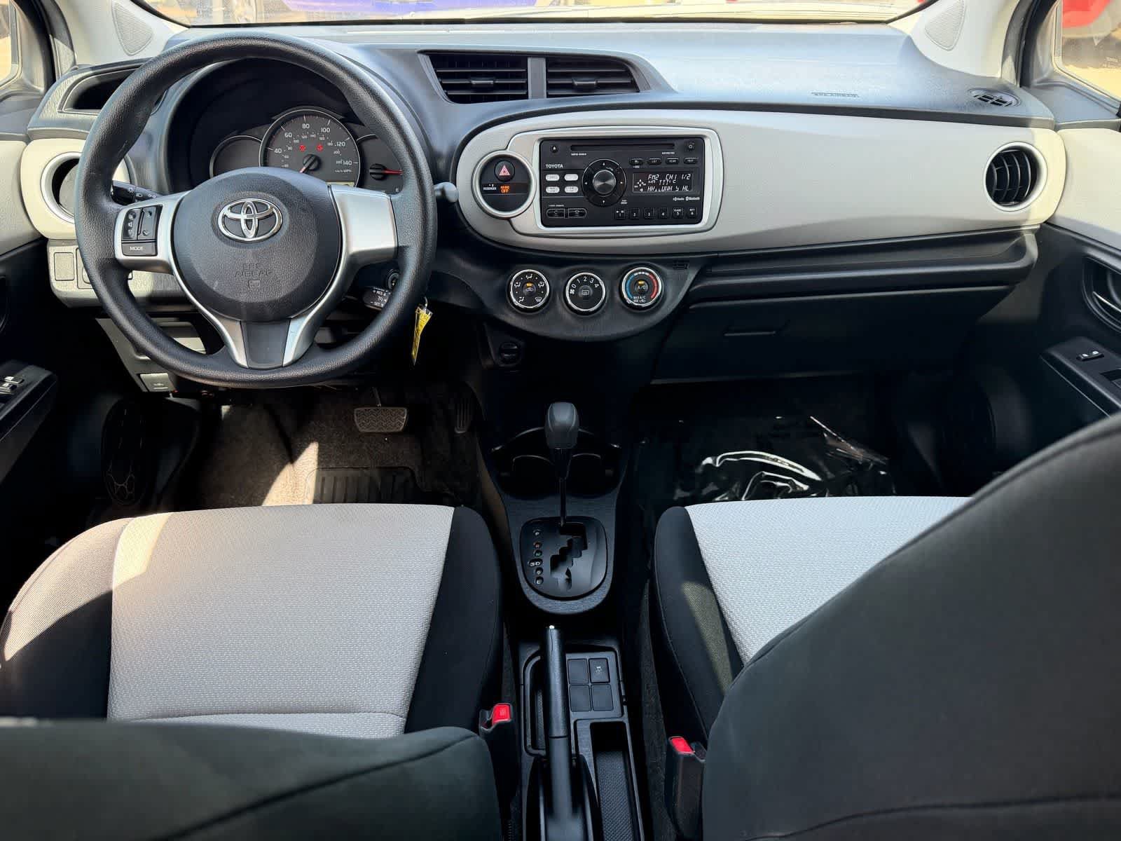 Used 2012 Toyota Yaris LE FWD image 17