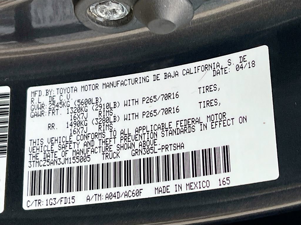 Used 2018 Toyota Tacoma TRD Off-Road w/ Technology Package AWD/4WD image 28