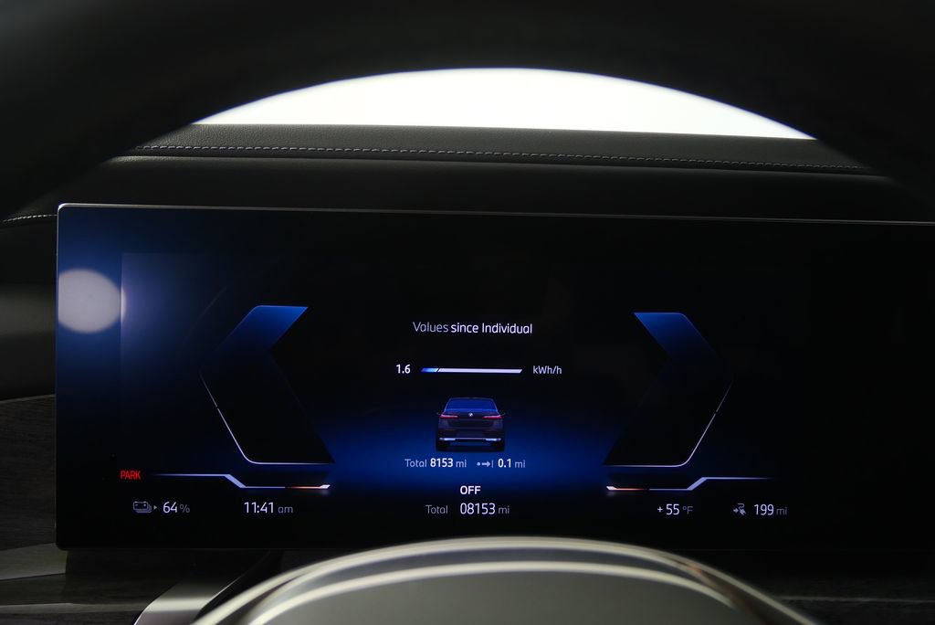Certified 2025 BMW i7 eDrive50 image 21