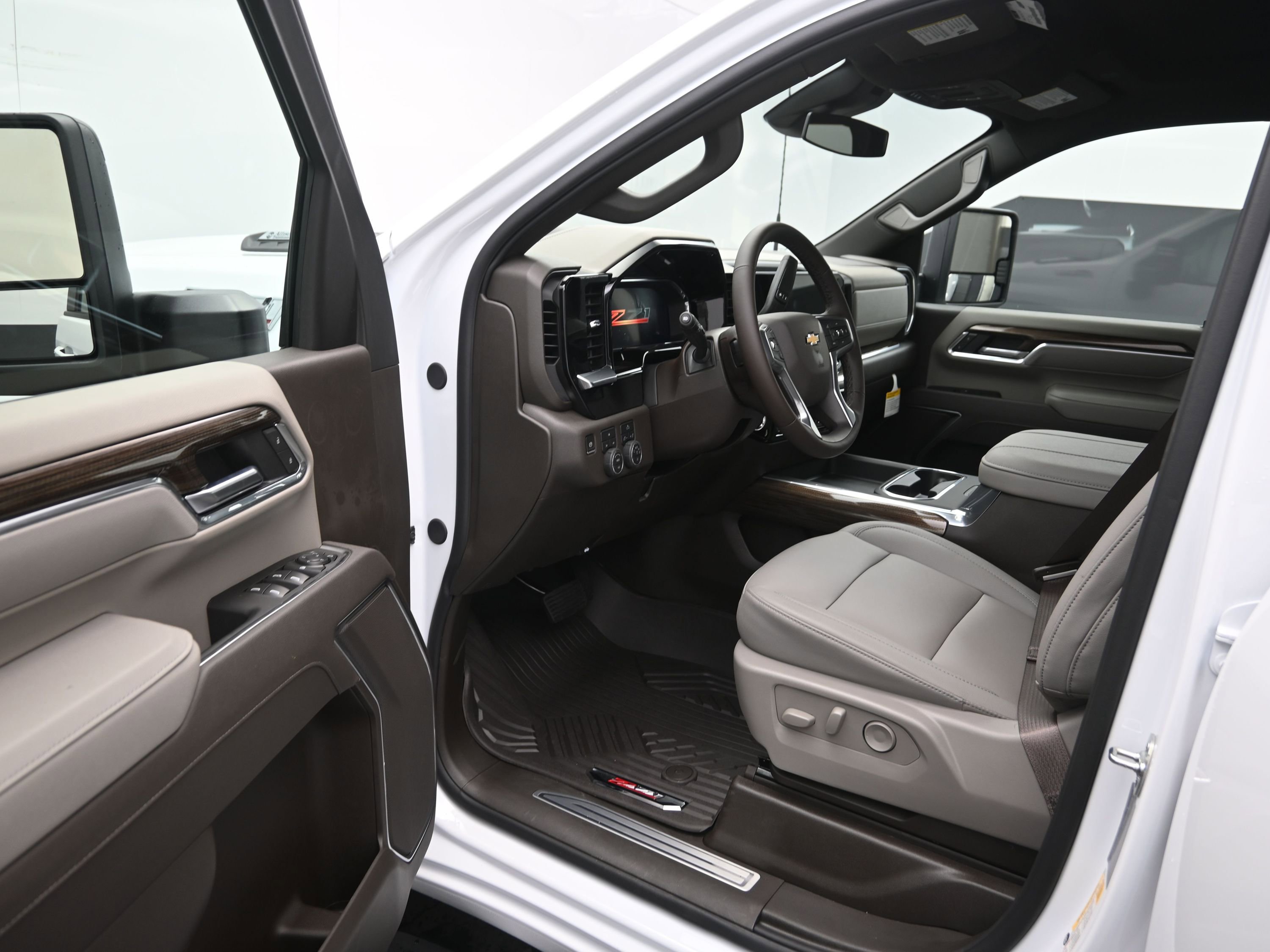New 2026 Chevrolet Silverado 2500 LT image 12