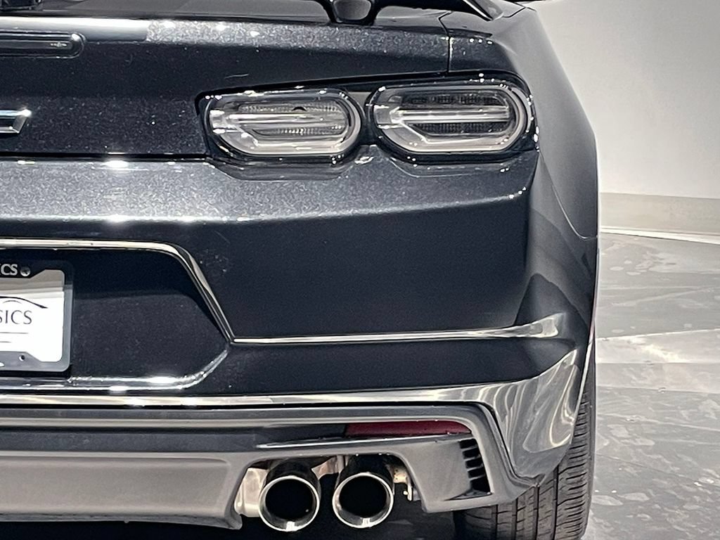 Used 2024 Chevrolet Camaro LT RWD image 8