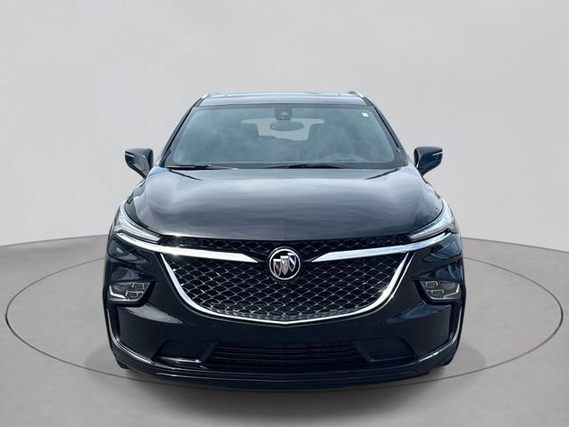 Used 2022 Buick Enclave Avenir w/ Avenir Technology Package AWD/4WD image 2