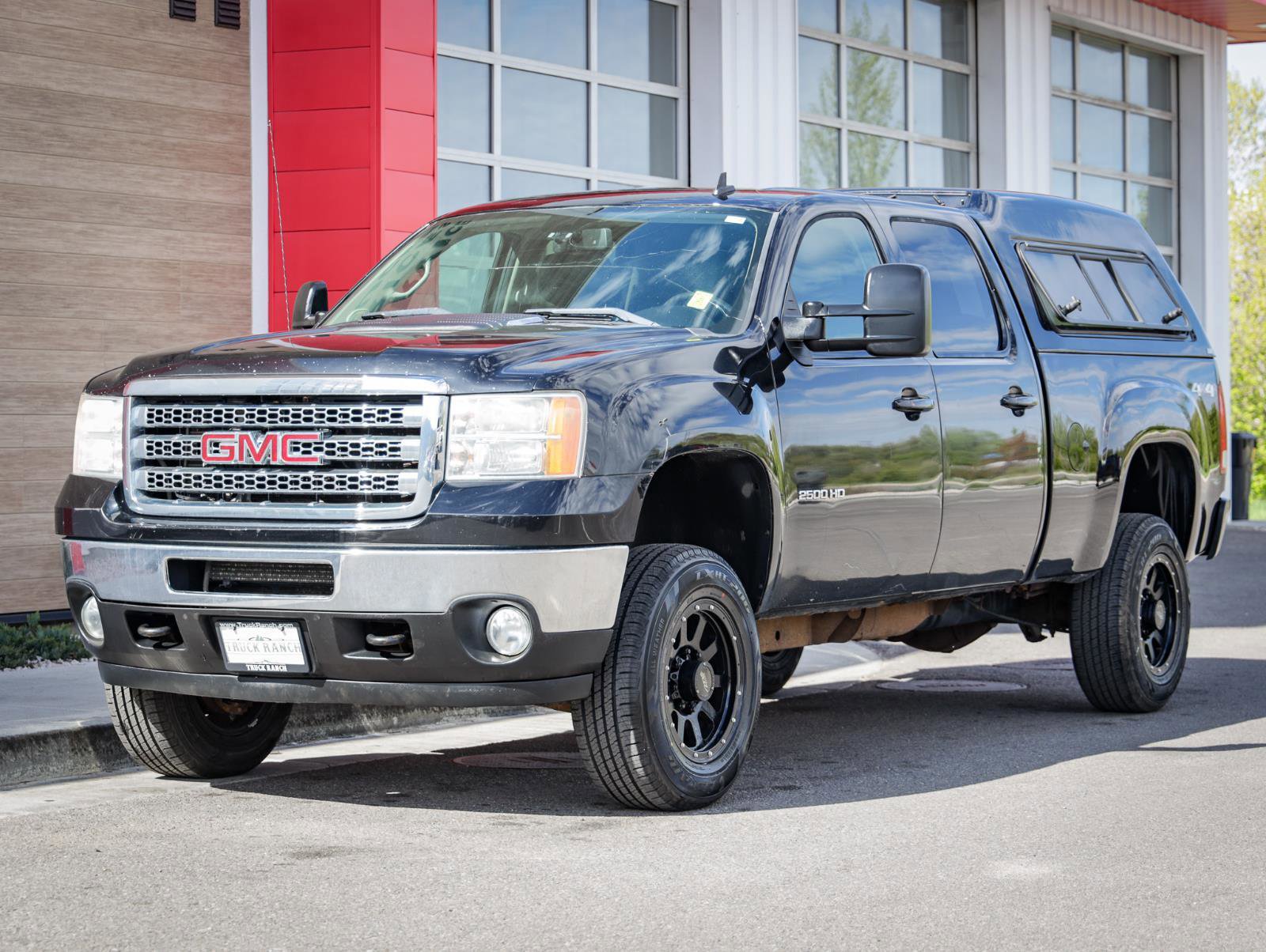 Used 2012 GMC Sierra 2500 SLT w/ SLT Convenience Package AWD/4WD image 9