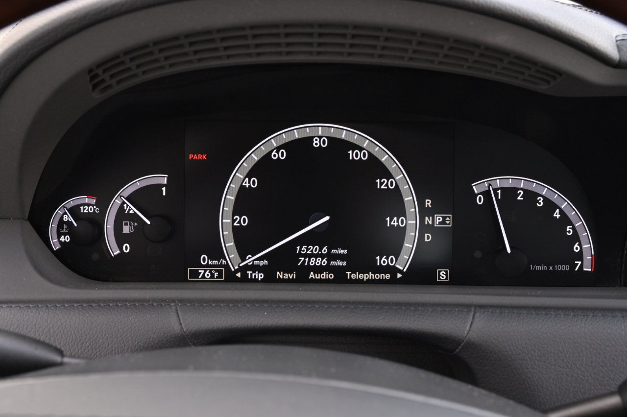 Used 2010 Mercedes-Benz CL 550 4MATIC image 50