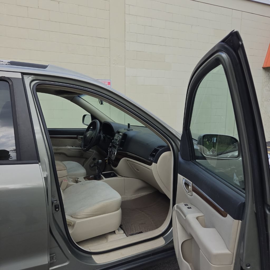 Used 2007 Hyundai Santa Fe GLS FWD image 8