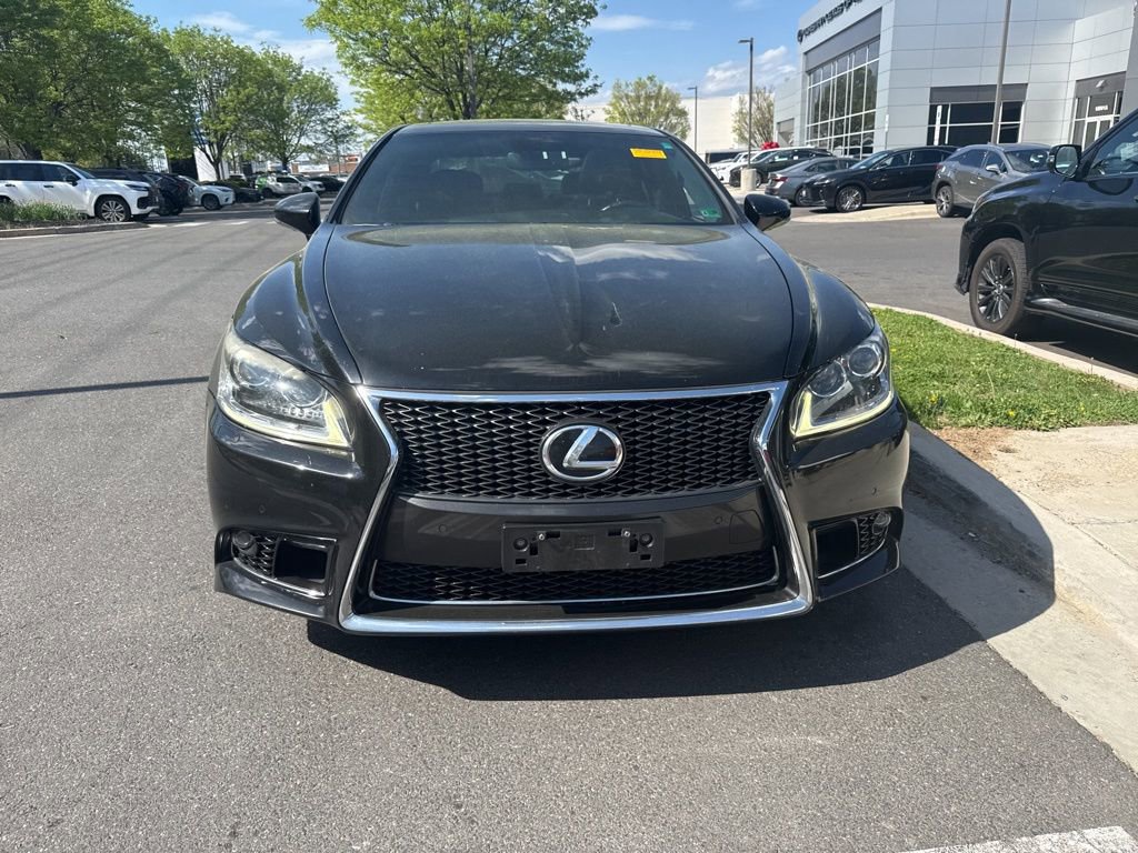 Used 2014 Lexus LS 460 AWD w/ F Sport Package image 2