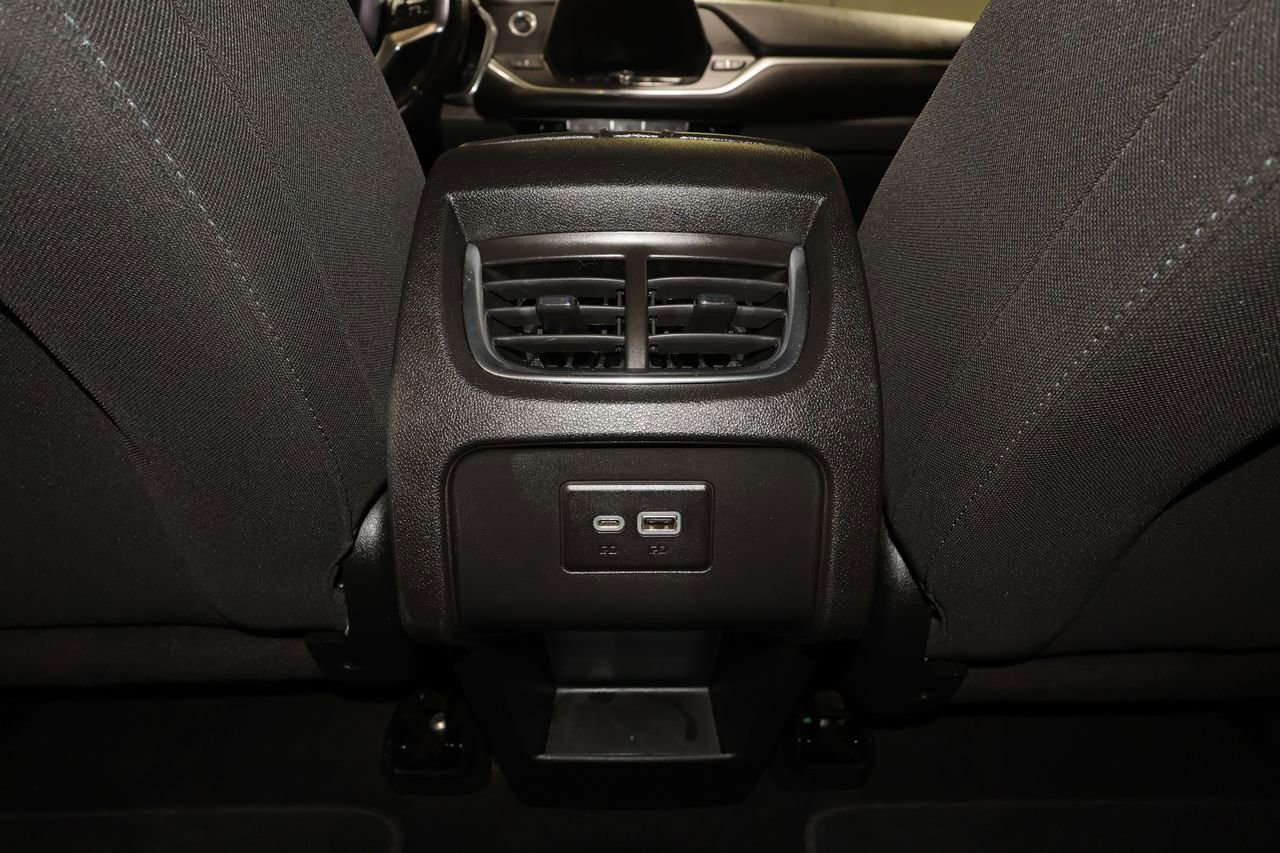 Used 2020 Chevrolet Blazer LT FWD image 29