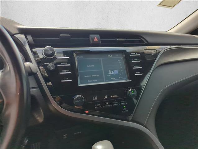 Used 2019 Toyota Camry SE image 12