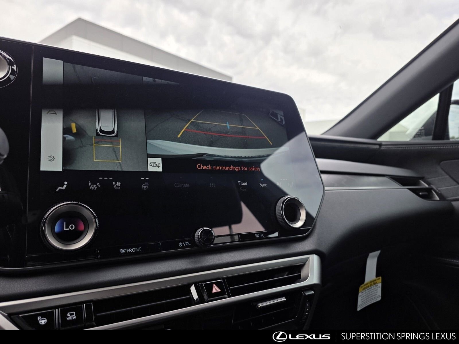 New 2026 Lexus RX 450h AWD image 18