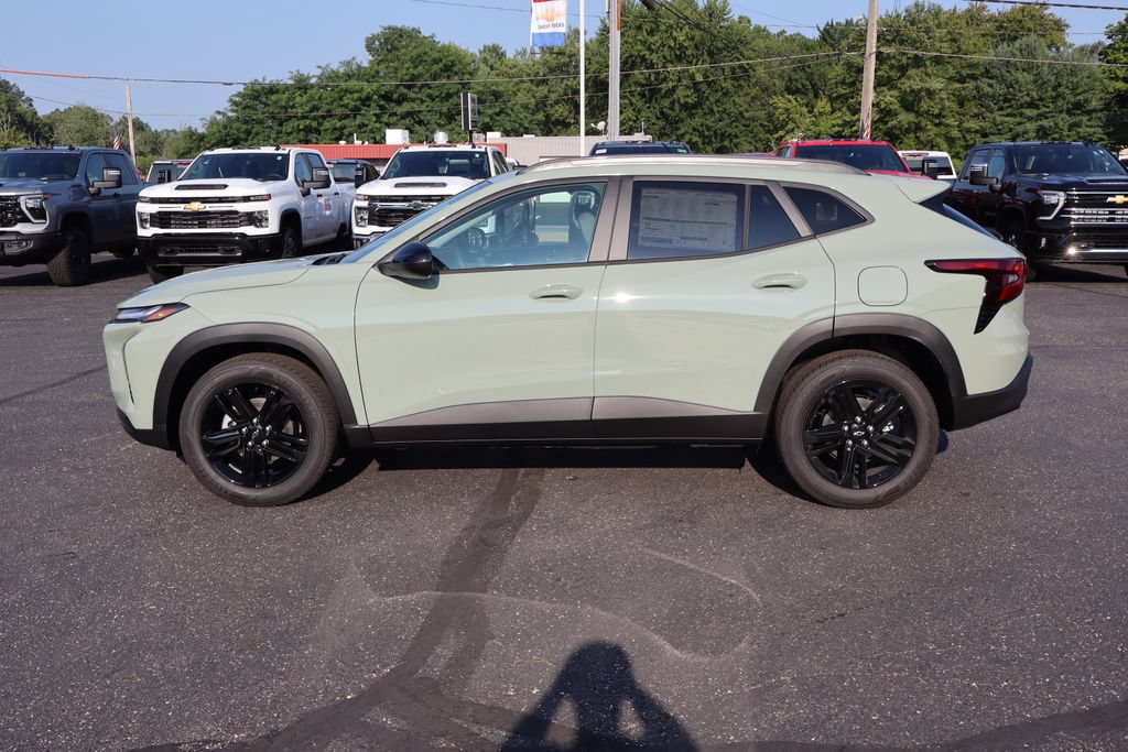 New 2026 Chevrolet Trax ACTIV w/ Sunroof Package FWD image 24