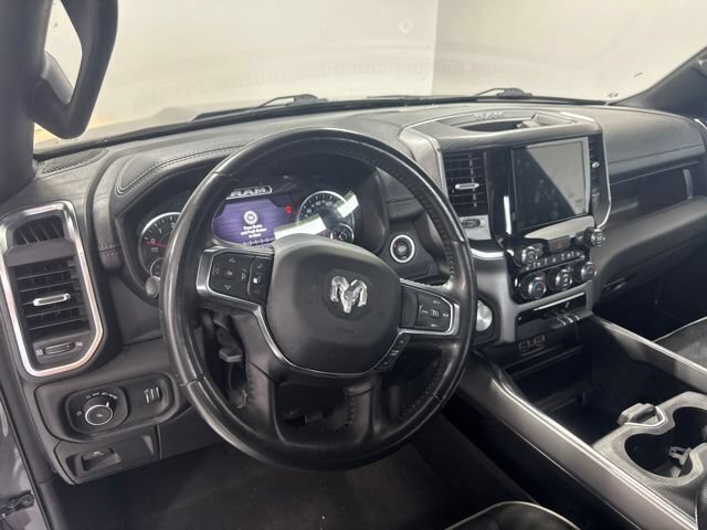 Used 2024 RAM 1500 Laramie AWD/4WD image 14