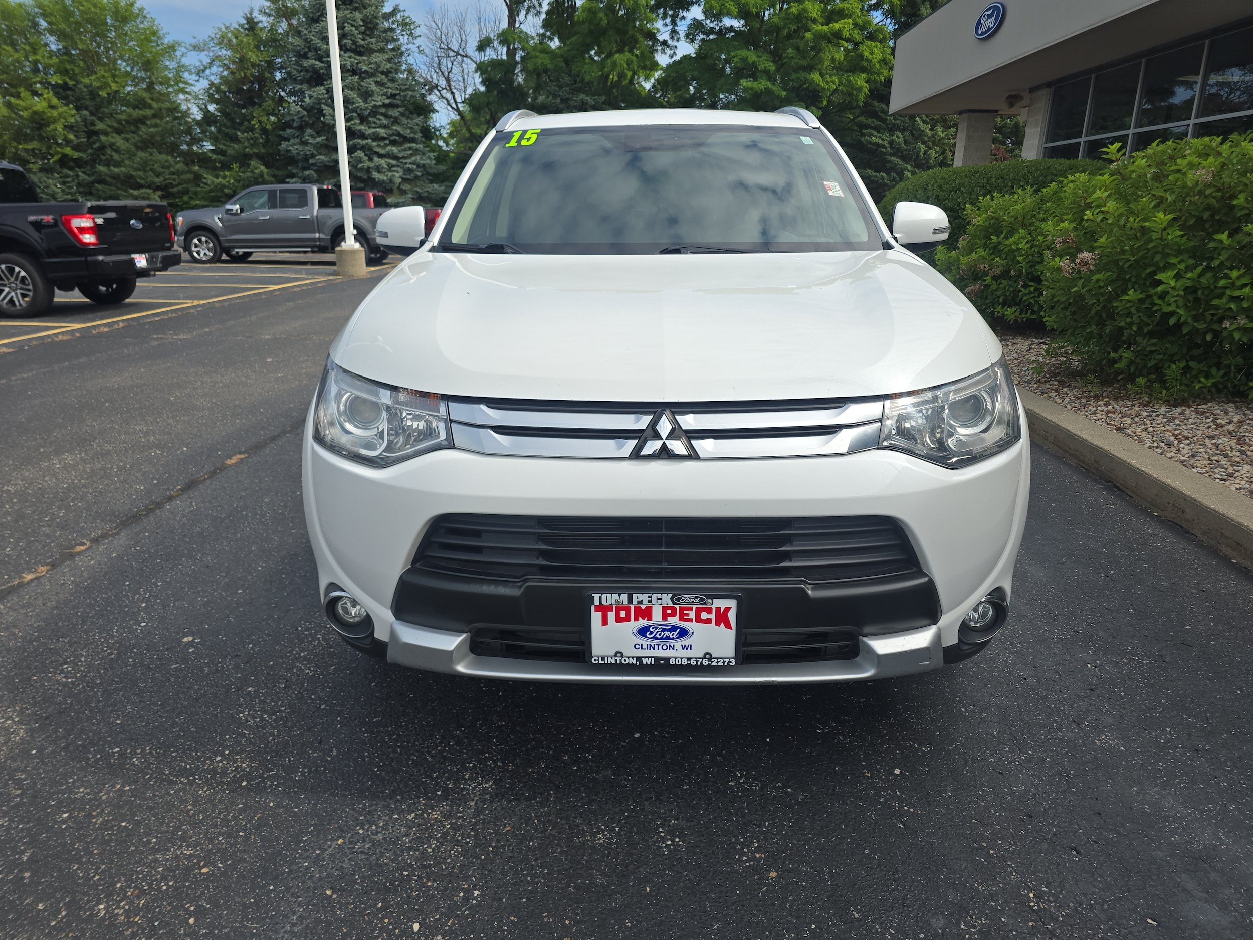 Used 2015 Mitsubishi Outlander GT AWD/4WD image 5