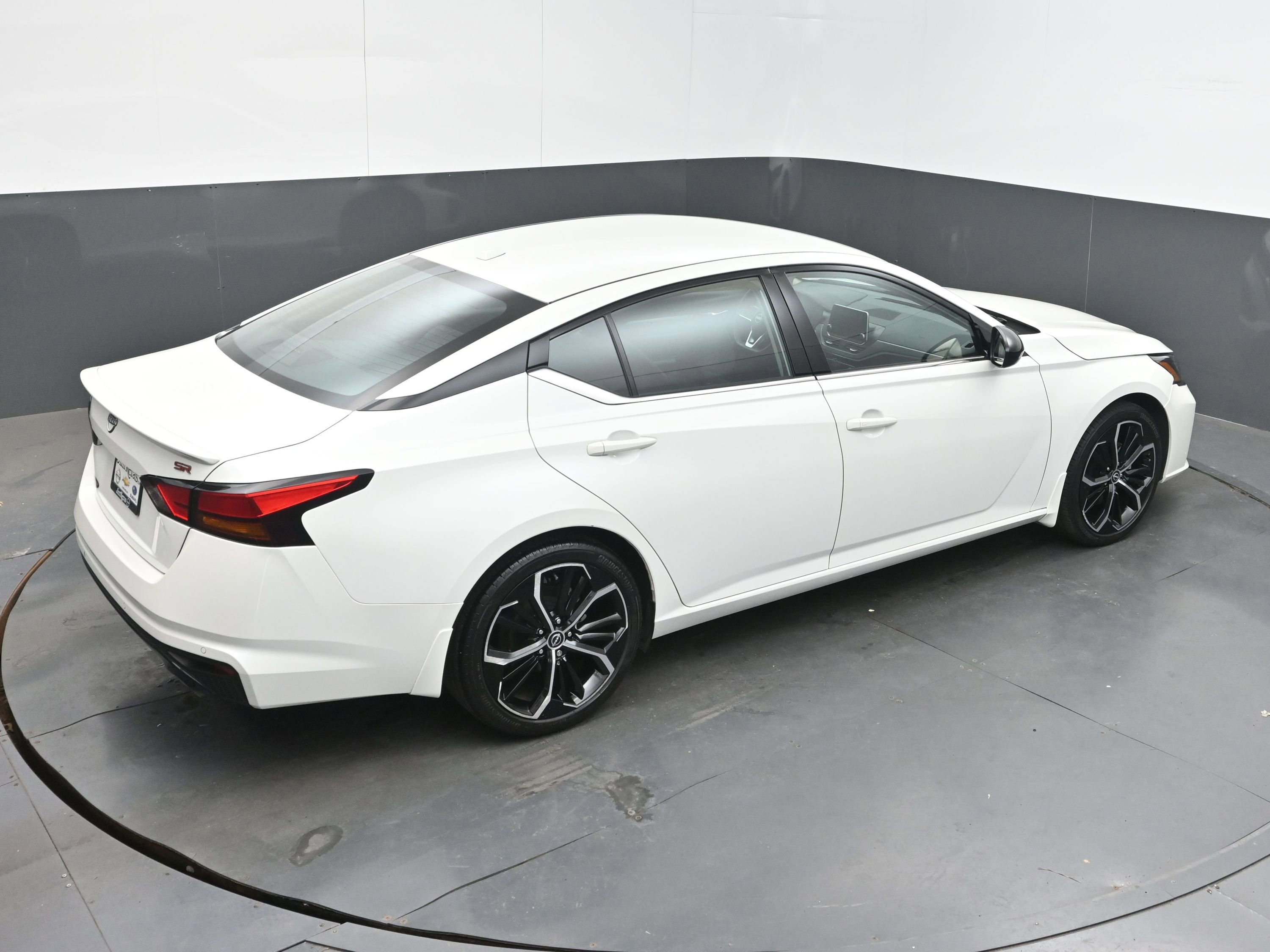 Certified 2024 Nissan Altima 2.5 SR image 35