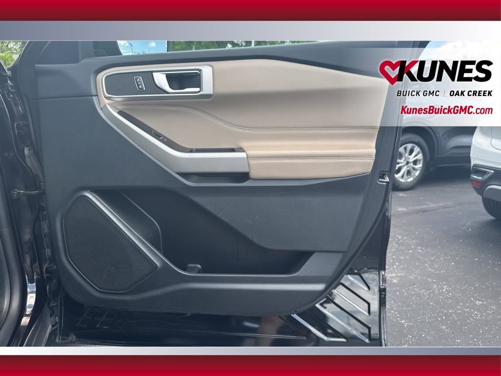 Used 2023 Ford Explorer XLT w/ Equipment Group 202A image 43