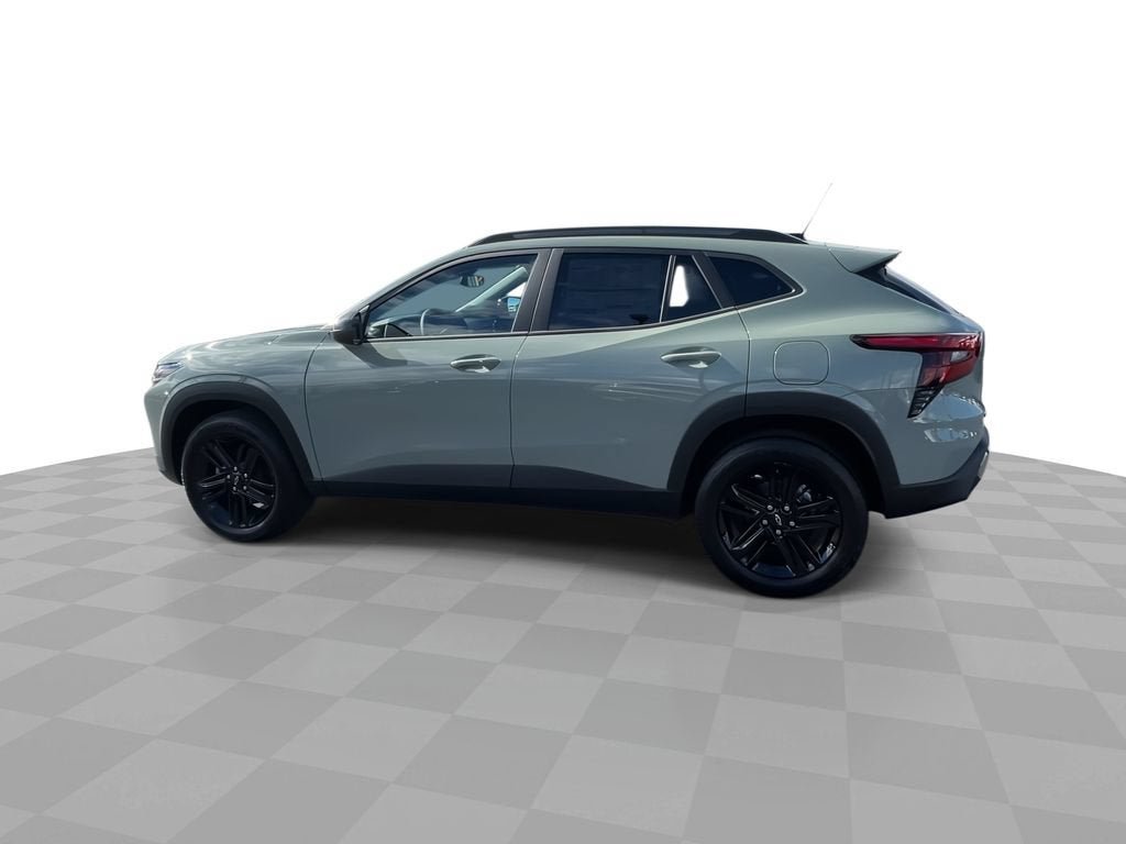 New 2026 Chevrolet Trax ACTIV w/ Sunroof Package FWD image 5