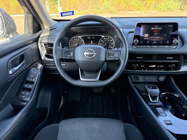 Certified 2026 Nissan Rogue SV FWD image 14
