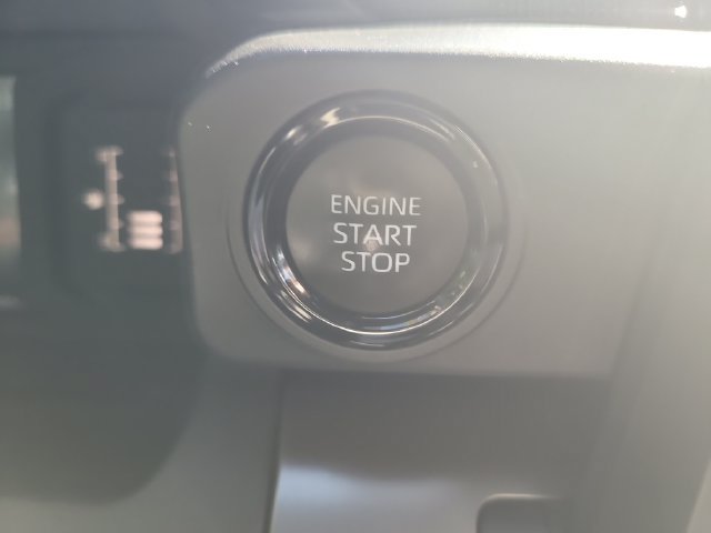 Certified 2025 Toyota Tacoma SR5 RWD image 27