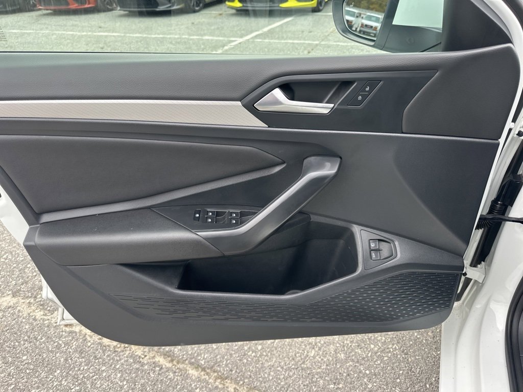 Used 2021 Volkswagen Jetta S image 25