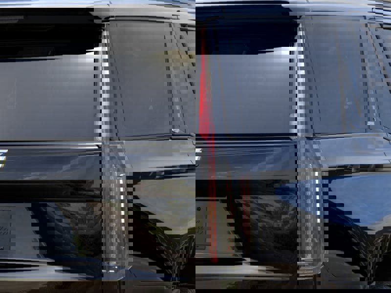 Used 2023 Cadillac Escalade V AWD/4WD image 11