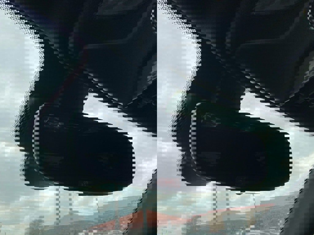 Used 2024 Jeep Compass Latitude image 24