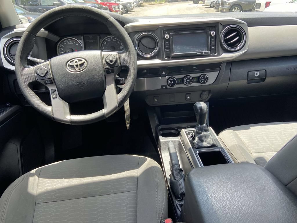 Used 2016 Toyota Tacoma SR5 w/ Towing Package RWD image 11