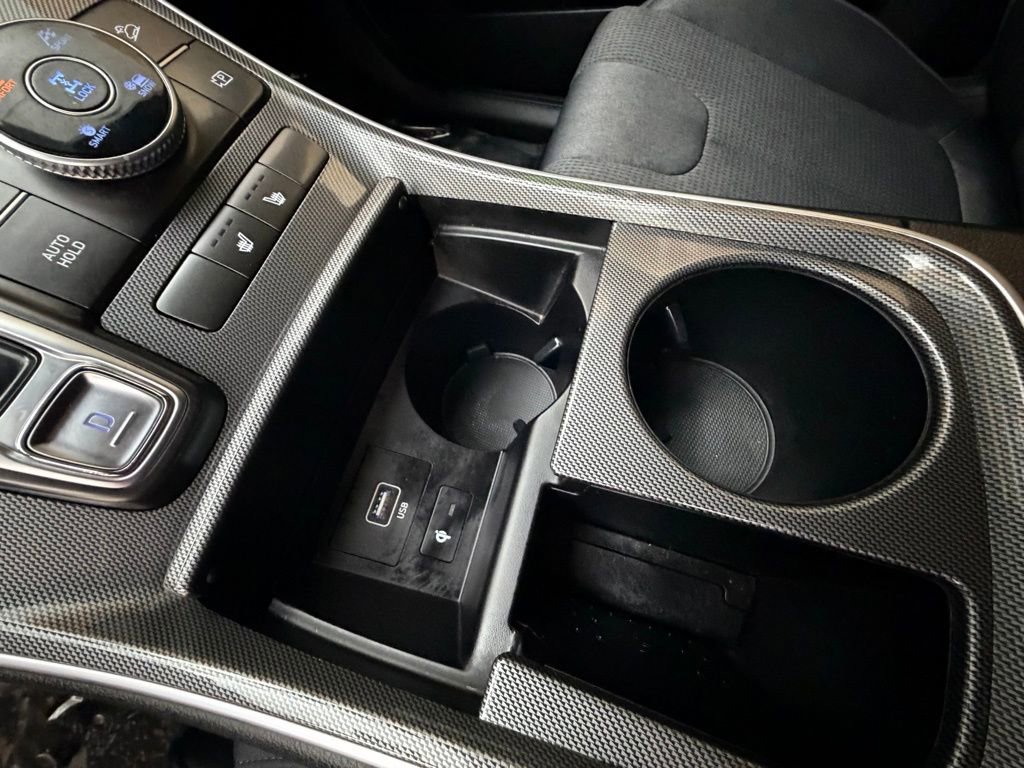 Certified 2022 Hyundai Santa Fe SEL image 19