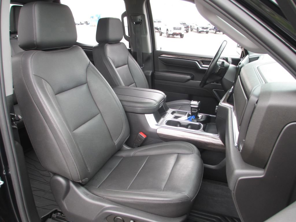 Used 2023 Chevrolet Silverado 1500 LTZ w/ LTZ Convenience Package II image 22