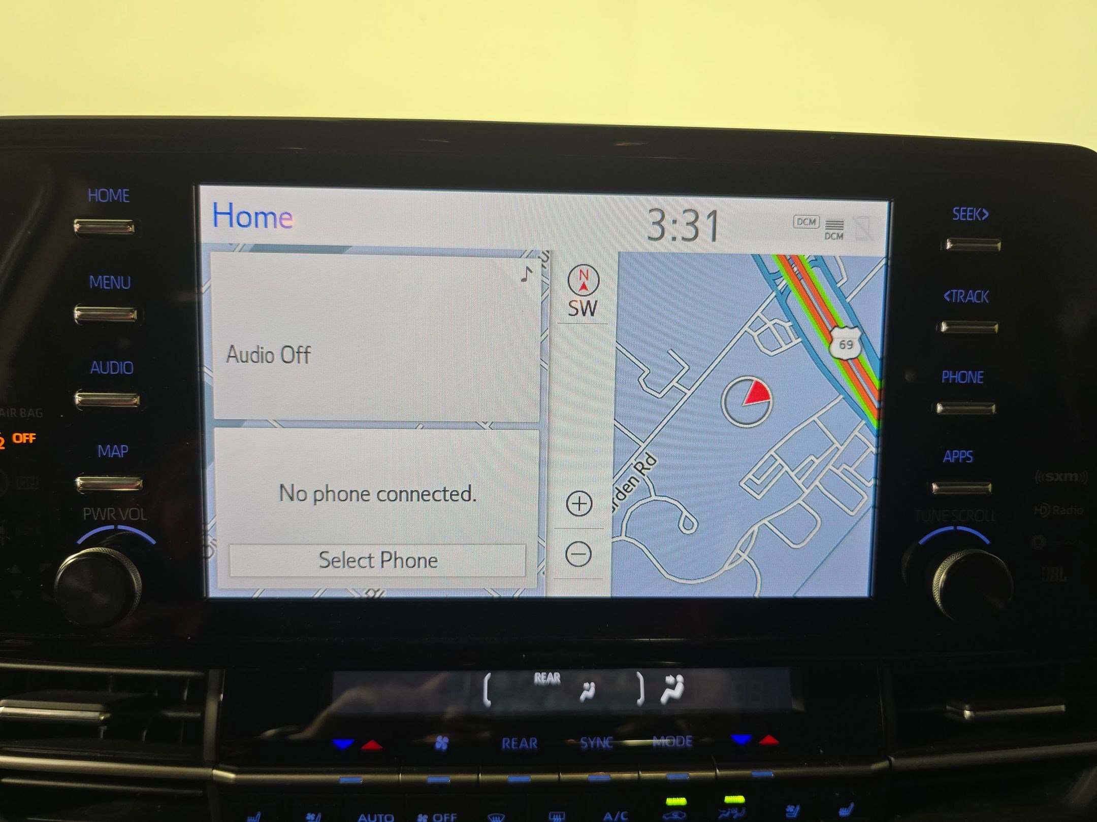 Used 2024 Toyota Sienna Platinum image 26