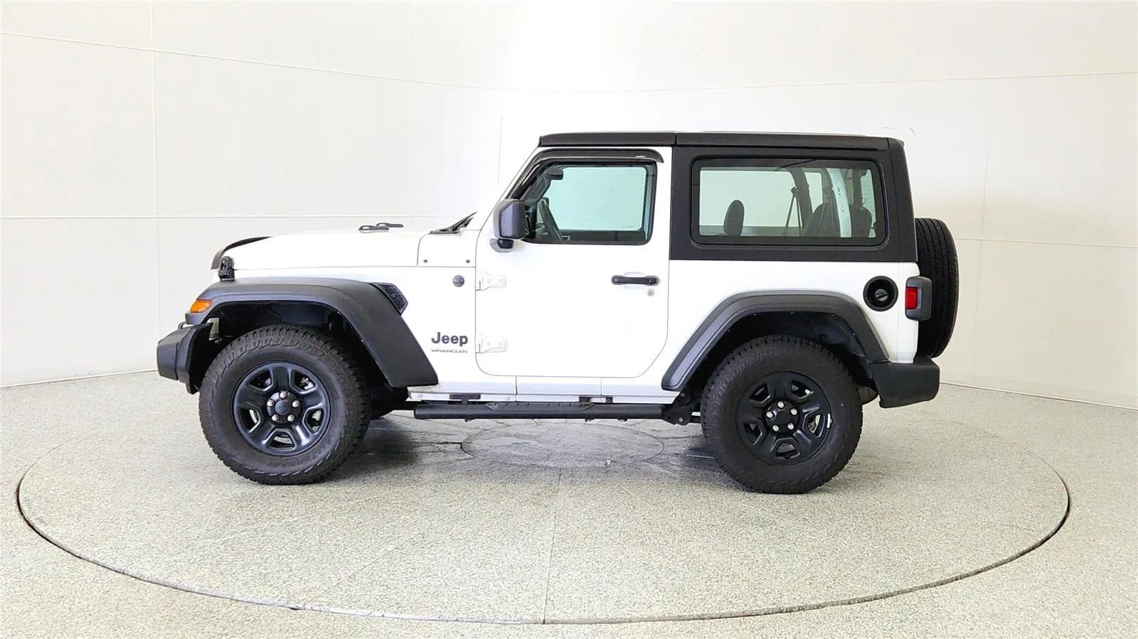 Used 2022 Jeep Wrangler Sport AWD/4WD image 4