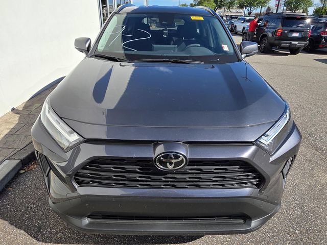 Used 2025 Toyota RAV4 XLE AWD/4WD image 2