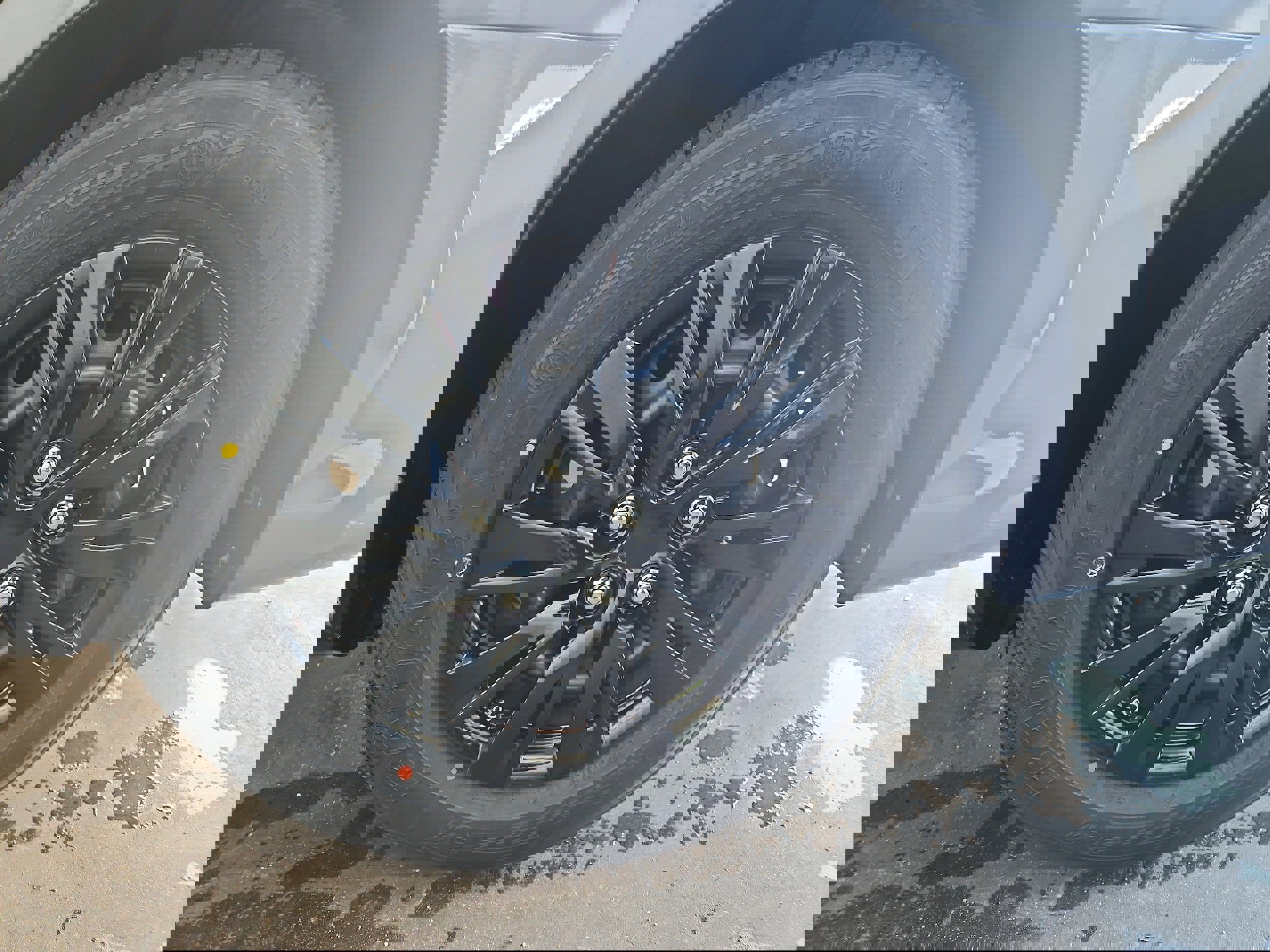 Used 2014 Toyota Camry LE image 22