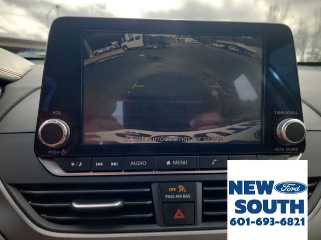 Used 2024 Nissan Altima 2.5 SR image 18