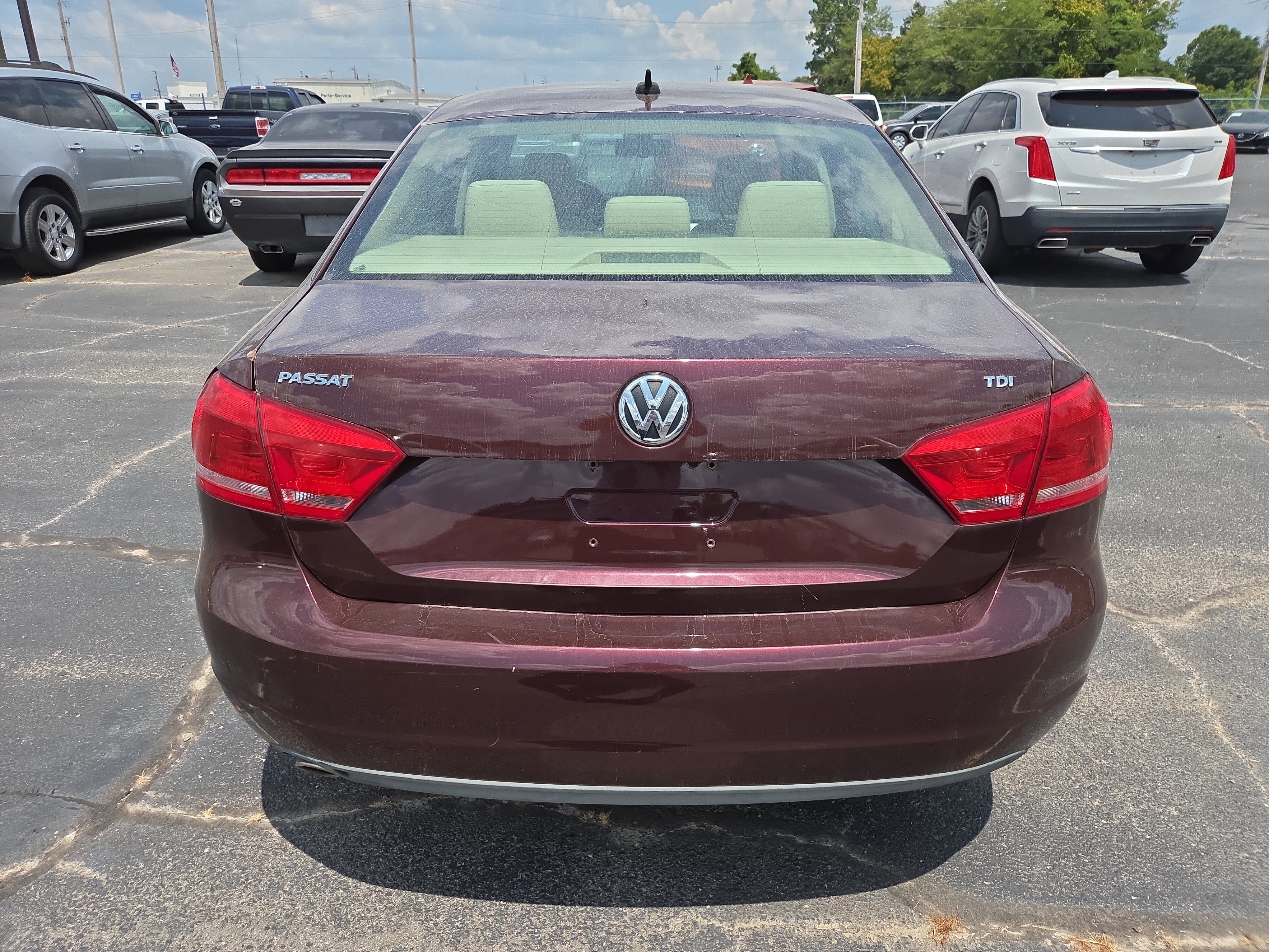 Used 2013 Volkswagen Passat TDI SE image 4