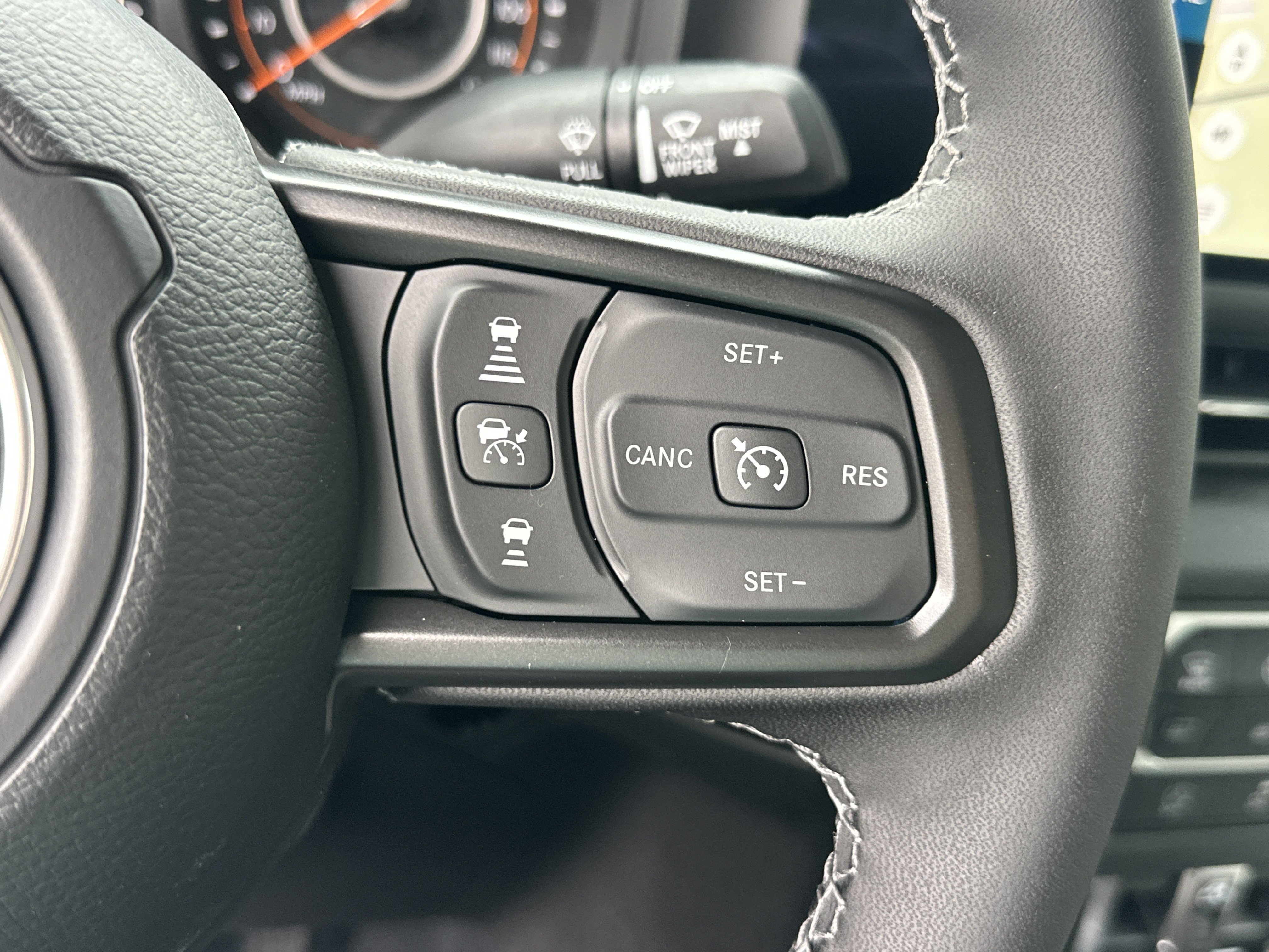 New 2026 Jeep Gladiator Sport AWD/4WD image 10