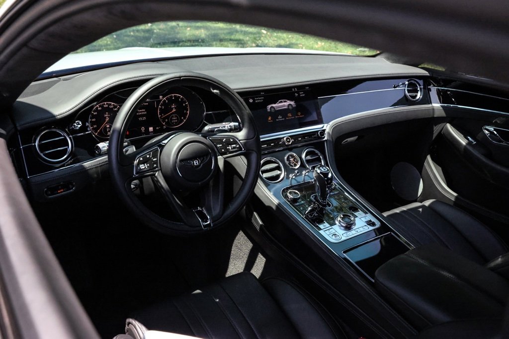 Used 2020 Bentley Continental GT image 5