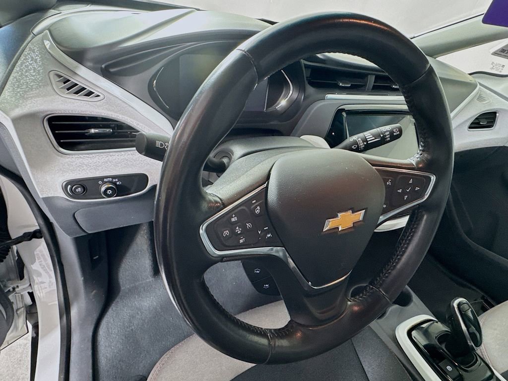 Used 2021 Chevrolet Bolt LT FWD image 11
