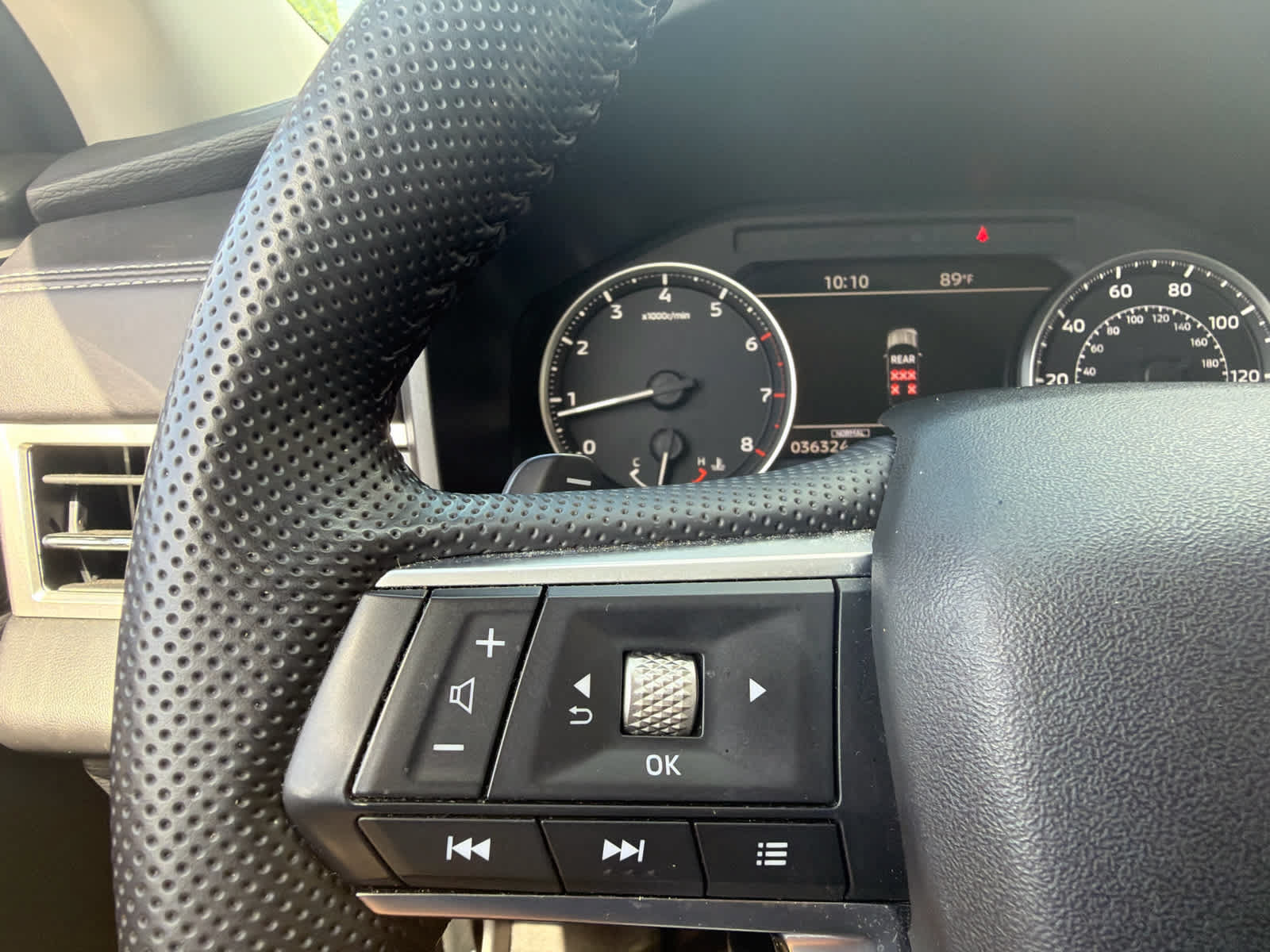 Used 2025 Mitsubishi Outlander SE AWD/4WD image 34
