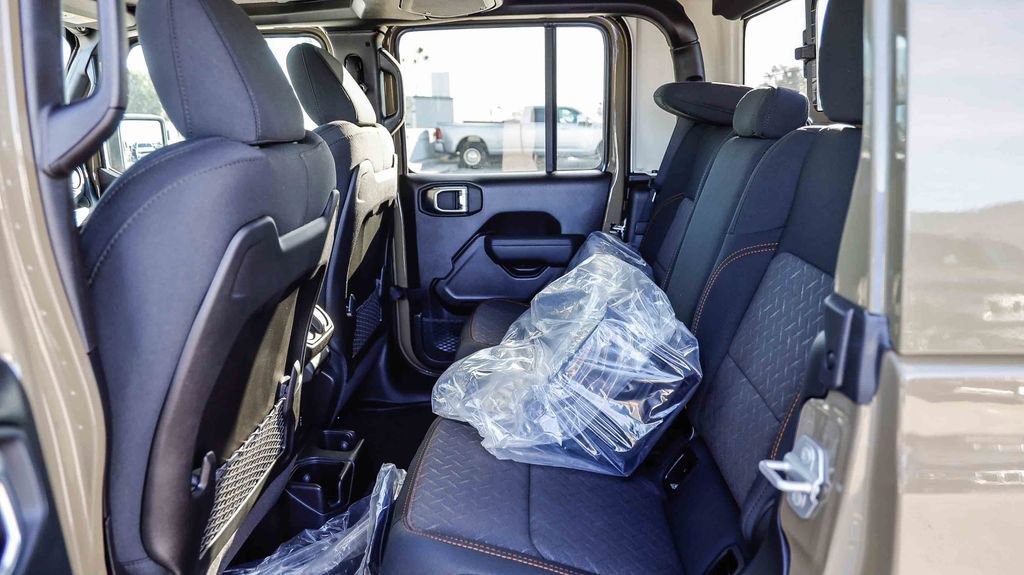 New 2026 Jeep Gladiator Mojave image 23