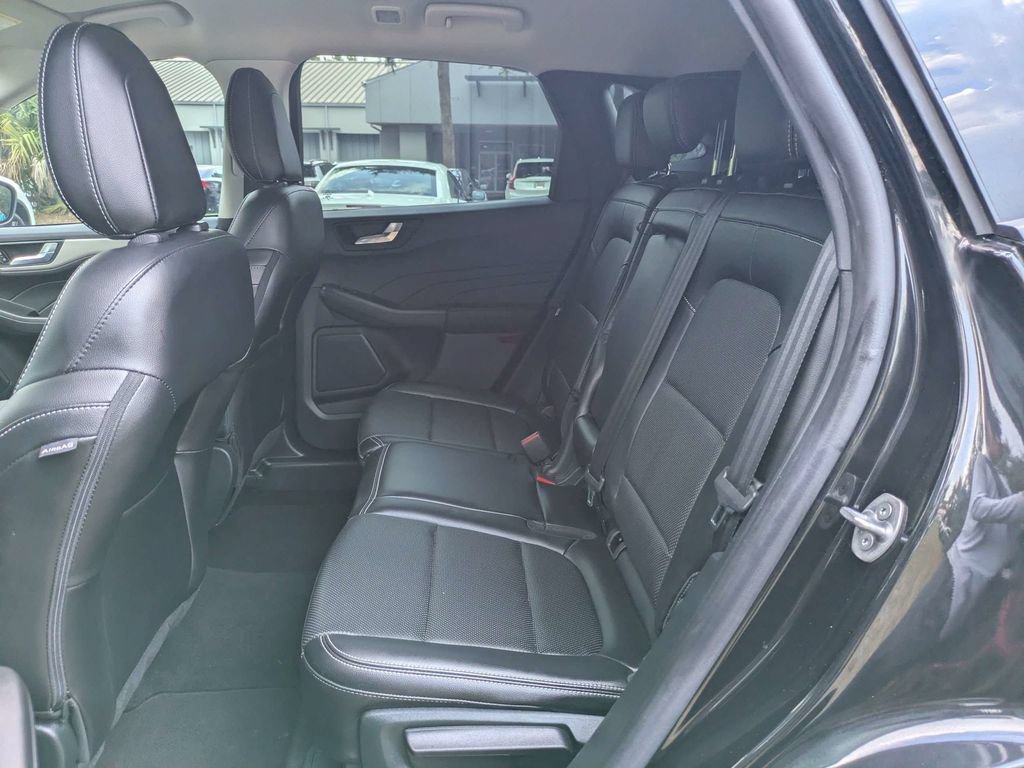 Used 2022 Ford Escape SEL AWD/4WD image 14