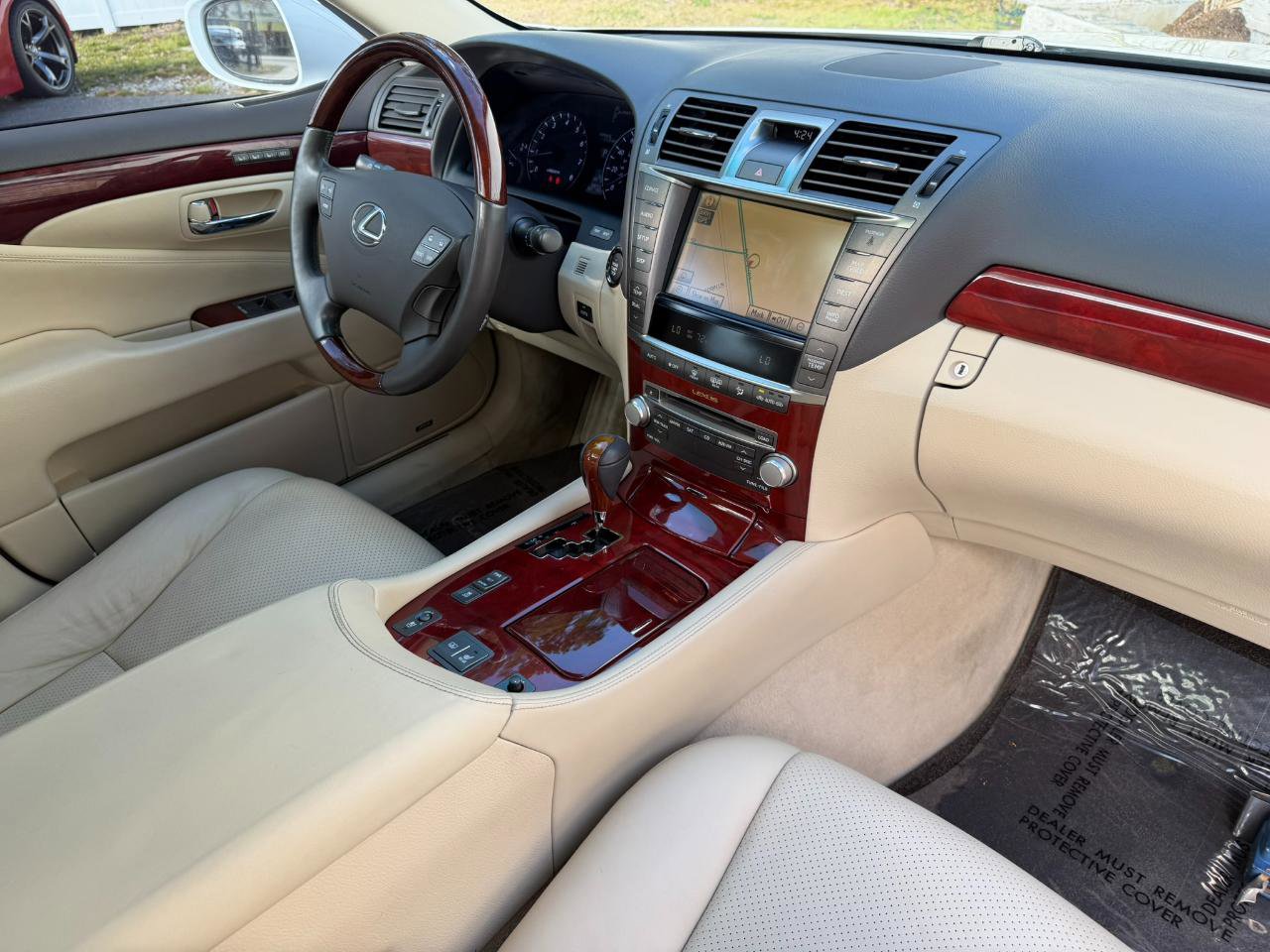 Used 2011 Lexus LS 460 AWD w/ Comfort Pkg image 49