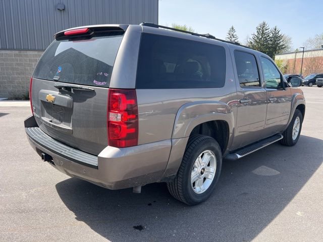 Used 2014 Chevrolet Suburban LT AWD/4WD image 5