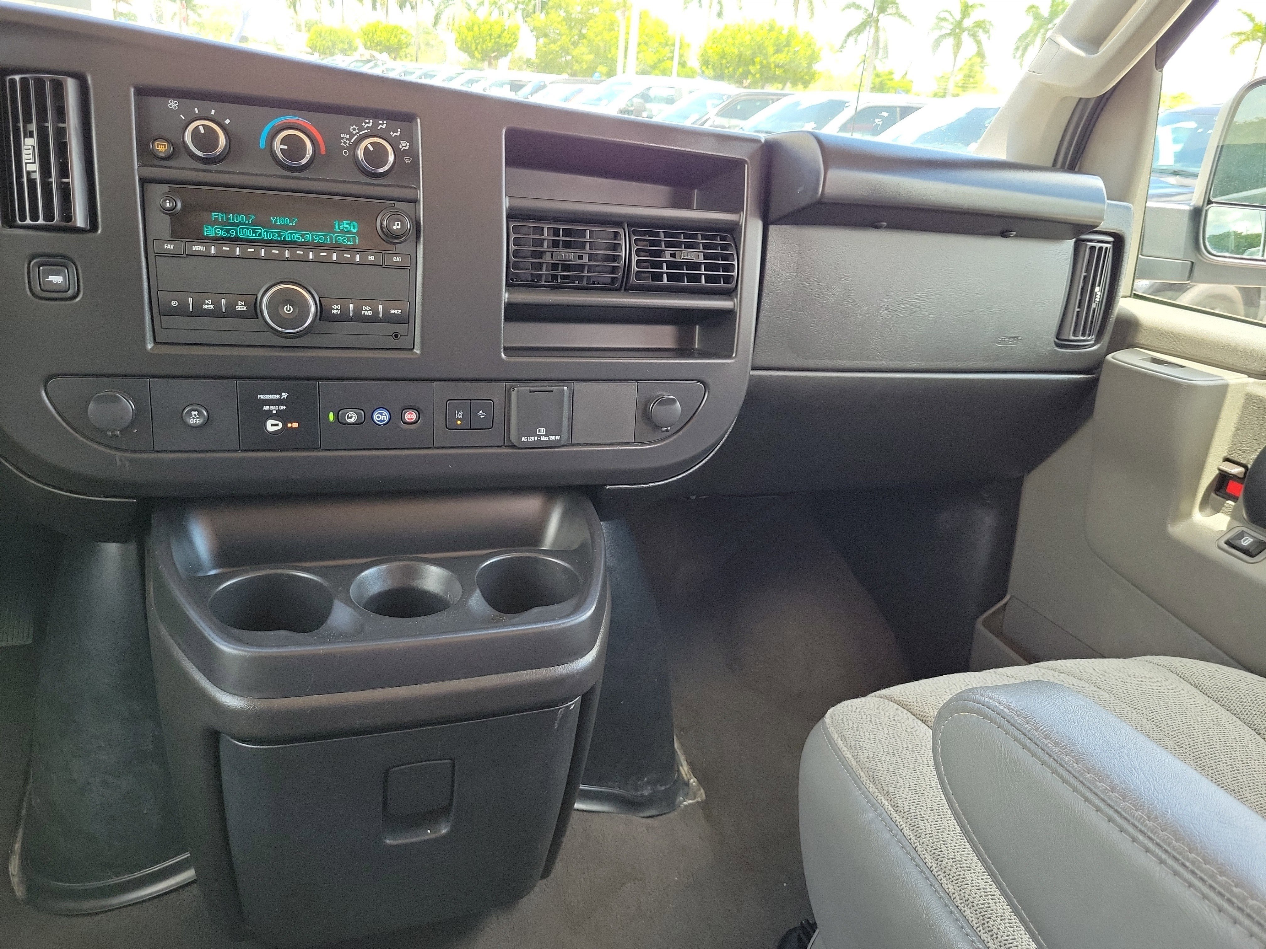 Used 2023 Chevrolet Express 3500 LT w/ LT Preferred Equipment Group RWD image 19