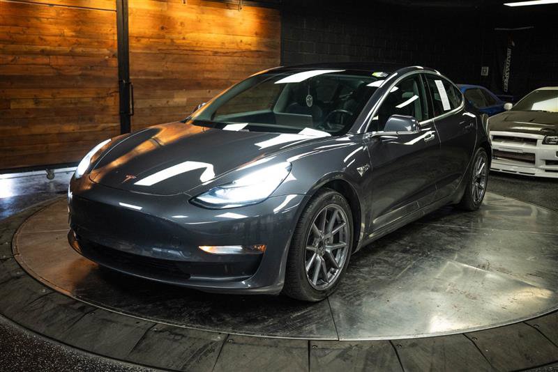 Used 2018 Tesla Model 3 Long Range AWD/4WD image 2