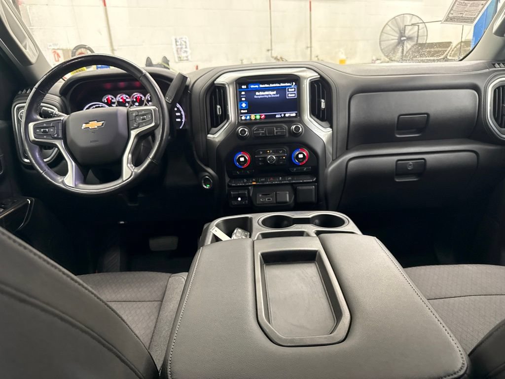 Used 2019 Chevrolet Silverado 1500 LT w/ All-Star Edition AWD/4WD image 17