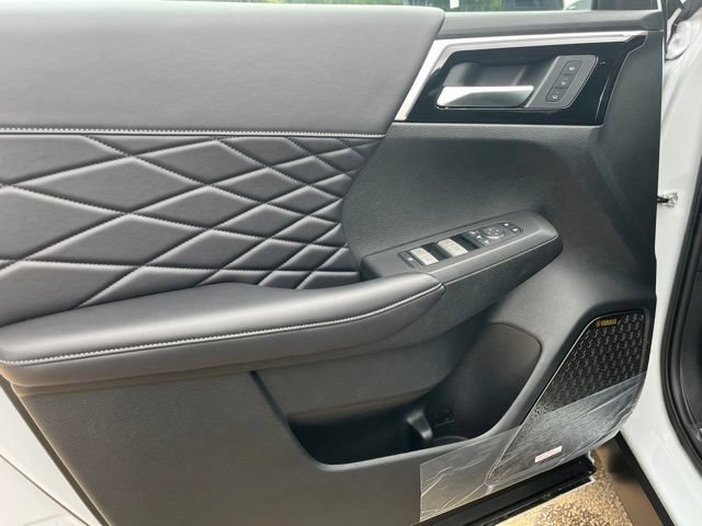 New 2026 Mitsubishi Outlander SEL Black Edition FWD image 14