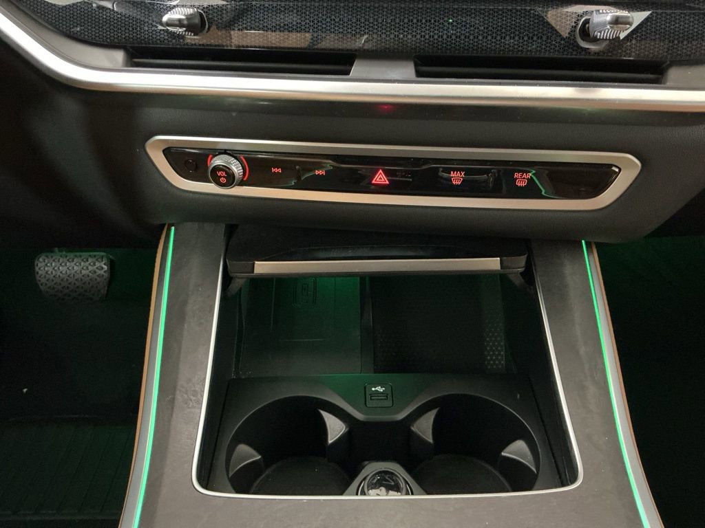 Certified 2024 BMW X5 sDrive40i w/ Premium Package RWD image 12