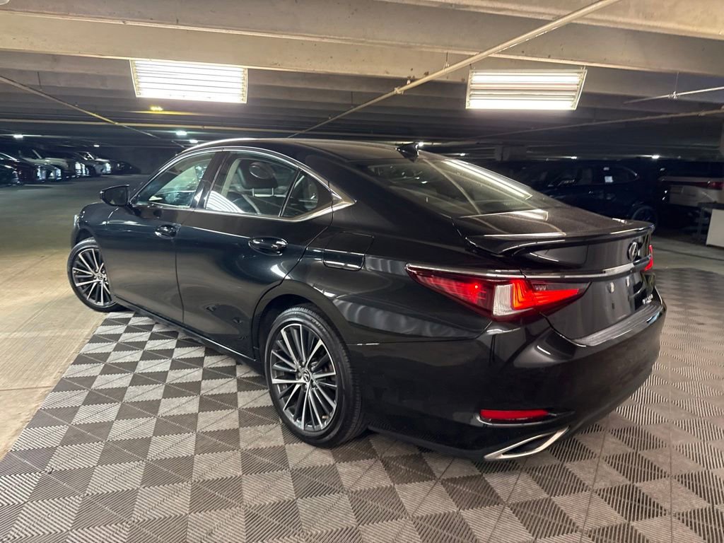Used 2022 Lexus ES 350 w/ Premium Package FWD image 5