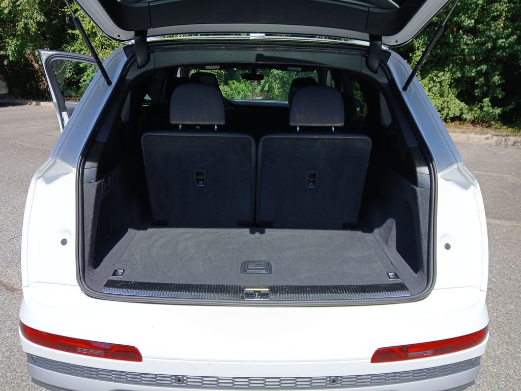 Used 2025 Audi Q7 3.0T Premium Plus image 23