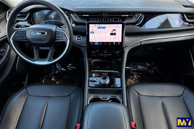 Used 2024 Jeep Grand Cherokee Limited 4xe image 16